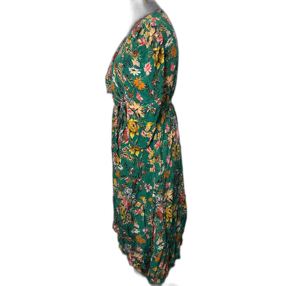Amour Vert 100% Silk Green Floral Wrap Midi Dress Size M Made in USA Boho Chic - Picture 6 of 11